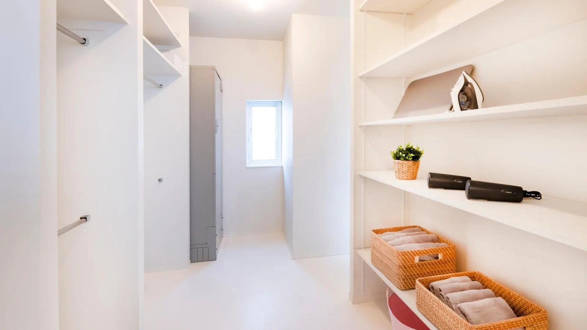 Minimalist Haven Central Sapporo Max 8Ppl150Sqm Area 0*,  Japan