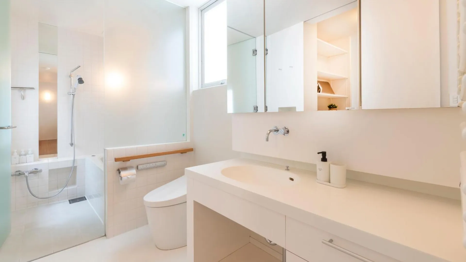 Feriehus Minimalist Haven Central Sapporo Max 8Ppl150Sqm Area