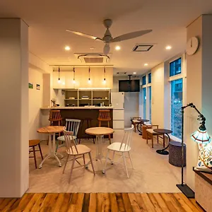  Hostal Plat Keikyu Sky